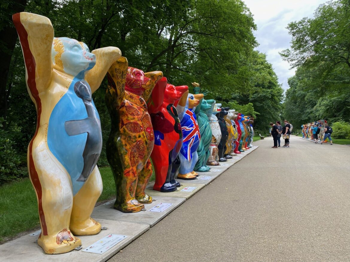 Udstilling af bjørne i Tierpark